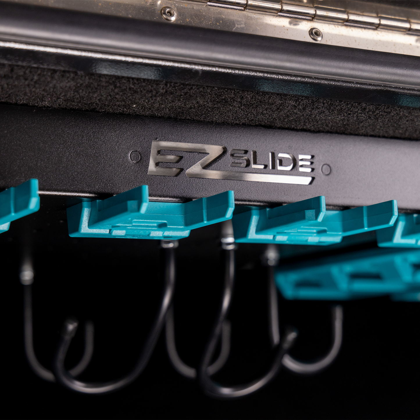 EzSlide to suit 40V Makita tools
